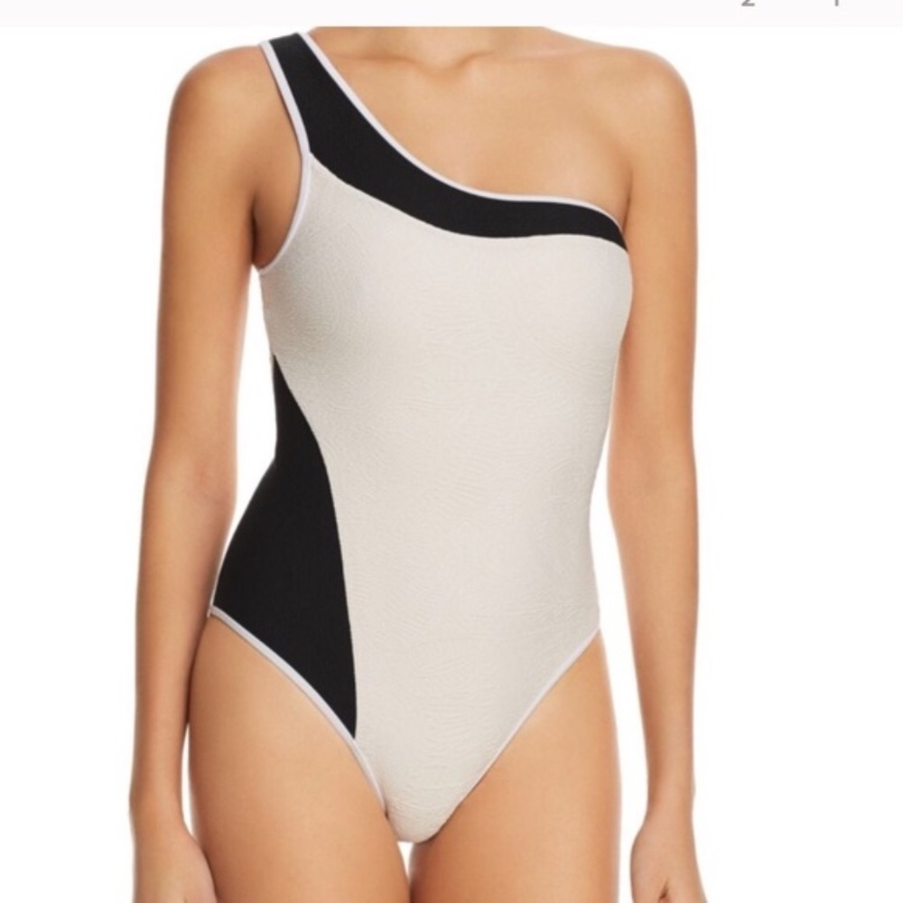 NWT ELLEJAY One shoulder swimsuit M